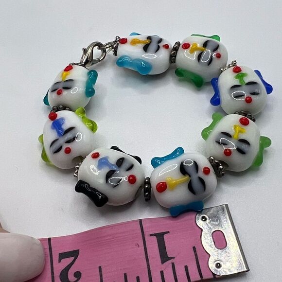 Glass Beaded Faces Bracelet - Picture 3 of 3
